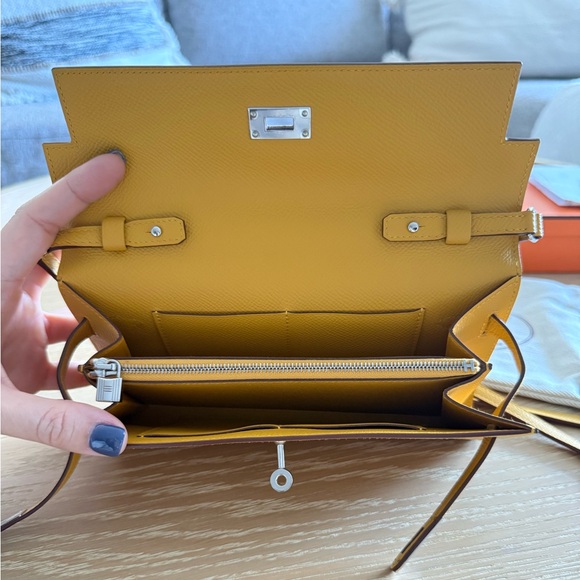 Hermes Kelly Wallet to go in Jaune Ambre - Picture 11 of 11